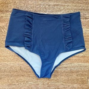 Kortnie Jean swim bottoms - medium